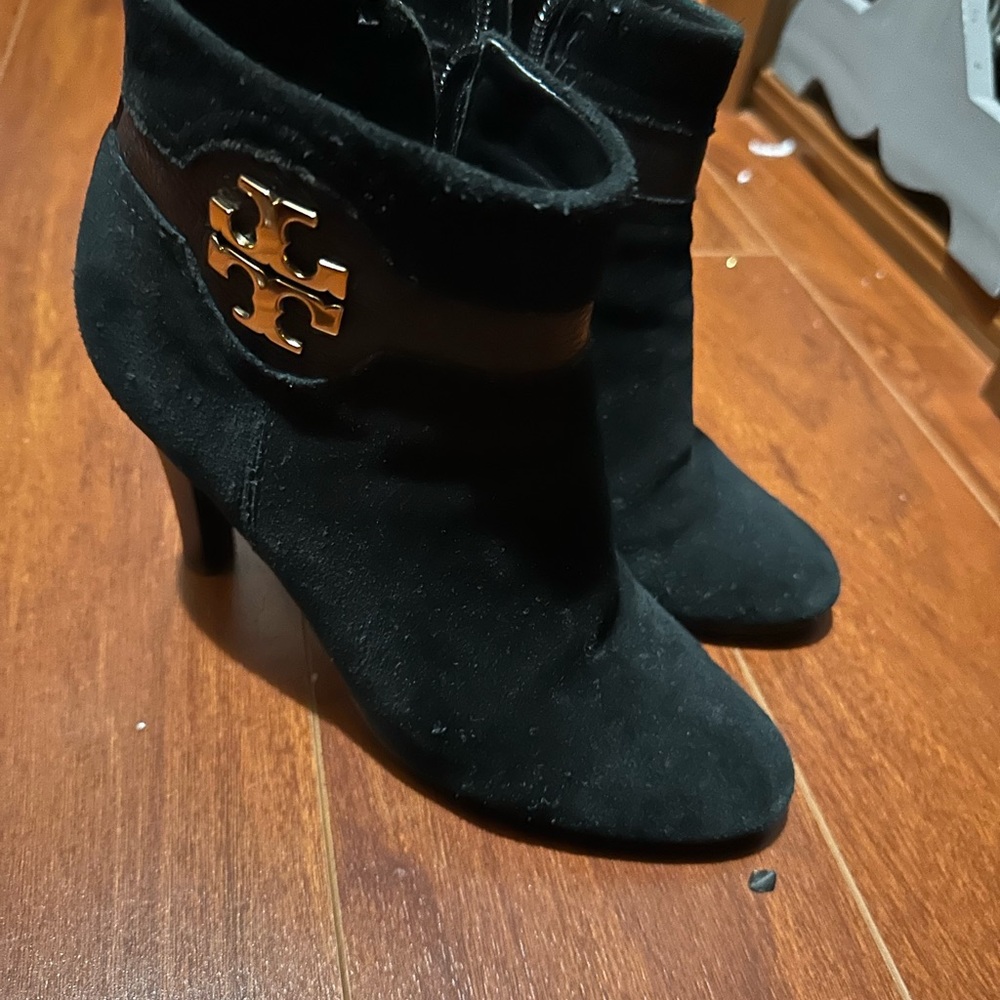Tory Burch Suede black ankle boots - Picture 2 of 4